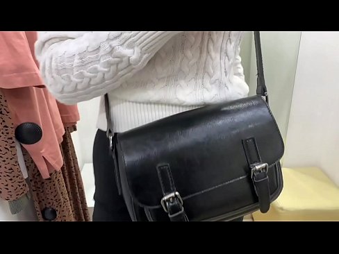 ❤️ Javna masturbacija mlade kujice FeralBerry s dildom u sobi za mjerenje ❤️ Porno na hr.javarchive.top